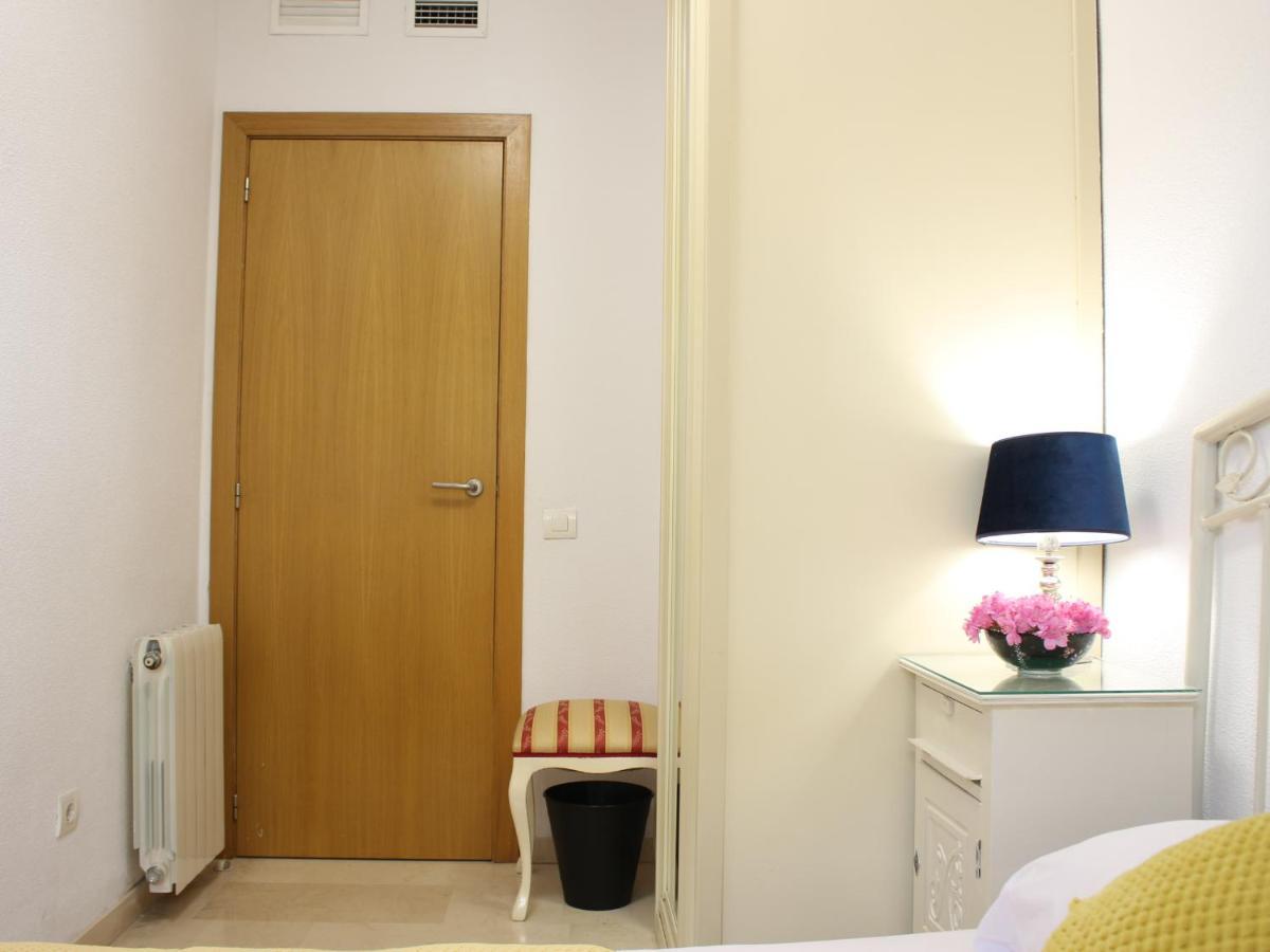 ☆The Peaceful Valencia Homestay☆ W/ Terrace⌘Parking⌘Bbq Zewnętrze zdjęcie