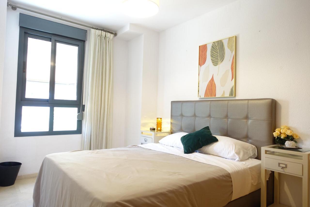 ☆The Peaceful Valencia Homestay☆ W/ Terrace⌘Parking⌘Bbq Zewnętrze zdjęcie