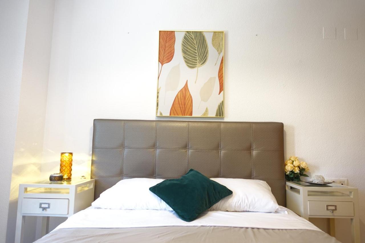 ☆The Peaceful Valencia Homestay☆ W/ Terrace⌘Parking⌘Bbq Zewnętrze zdjęcie