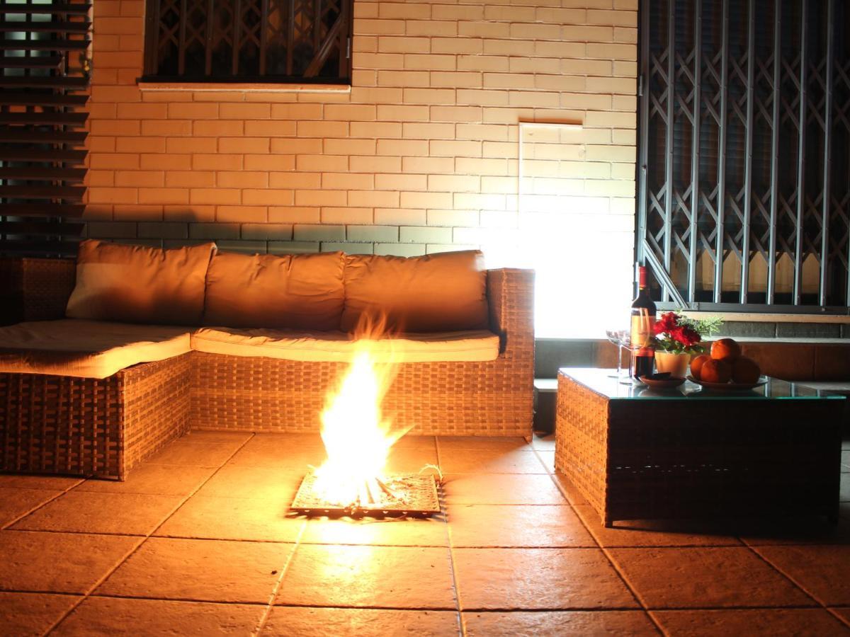 ☆The Peaceful Valencia Homestay☆ W/ Terrace⌘Parking⌘Bbq Zewnętrze zdjęcie