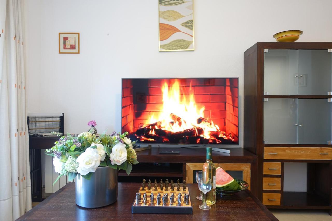 ☆The Peaceful Valencia Homestay☆ W/ Terrace⌘Parking⌘Bbq Zewnętrze zdjęcie