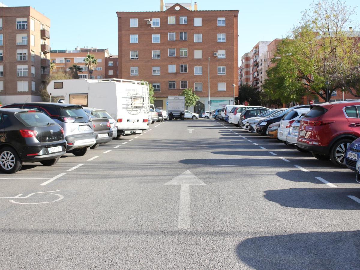 ☆The Peaceful Valencia Homestay☆ W/ Terrace⌘Parking⌘Bbq Zewnętrze zdjęcie